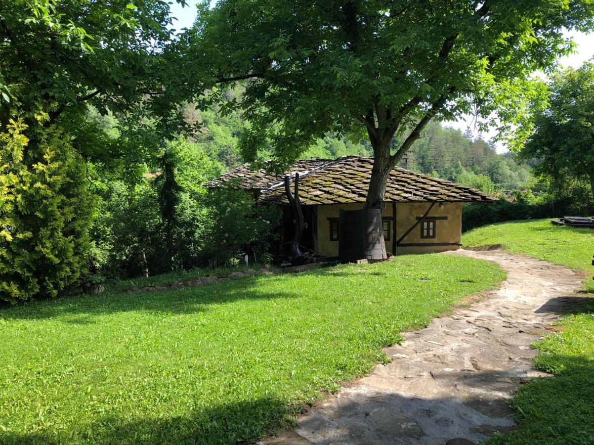 Etnographic Houses Dŭlbok Dol Zewnętrze zdjęcie